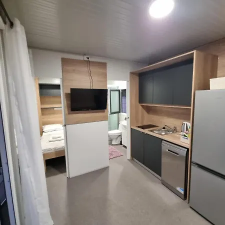 Mobile Petra 펜션 스베티 페타르